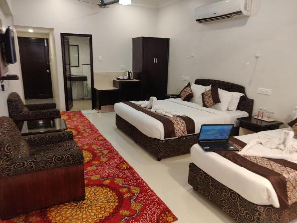 Chandra Inn : photo 3 de la chambre chambre familiale supérieure