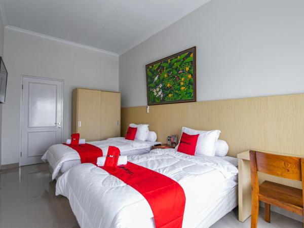 RedDoorz near Universitas Muhammadiyah Yogyakarta : photo 5 de la chambre chambre lits jumeaux