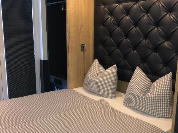 Munich Deluxe Hotel : photo 2 de la chambre chambre double supérieure