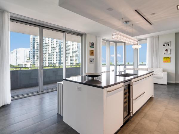 Boulan South Beach : photo 7 de la chambre suite 2 chambres avec balcon