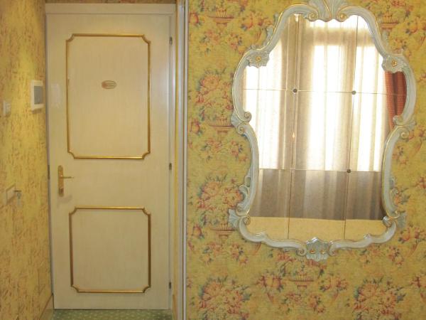 Locanda Ca' del Brocchi : photo 2 de la chambre petite chambre double ou lits jumeaux