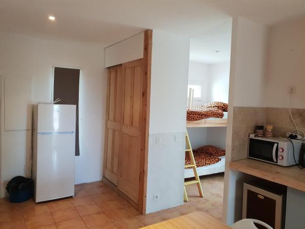 K.N.C.1601 : photo 3 de la chambre studio avec balcon