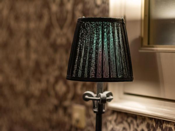 ホテル リトルチャペルクリスマス 梅田 : photo 7 de la chambre chambre lit king-size