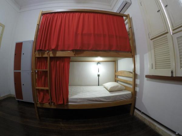 Aldeia Hostel : photo 3 de la chambre lit simple dans dortoir à 6 lits