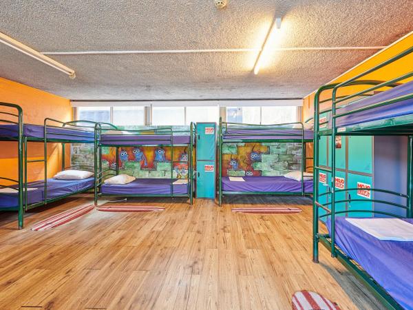 Arts Factory by Nomads : photo 3 de la chambre dortoir mixte de 10 lits - chambre tallows, wreck & space