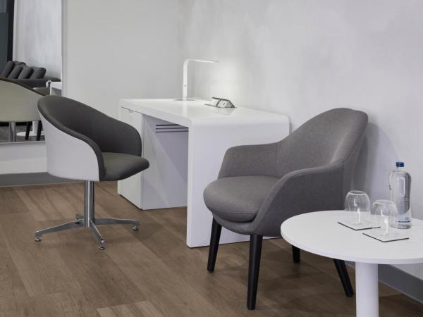 YOTEL Istanbul Airport, City Entrance : photo 4 de la chambre suite junior première classe