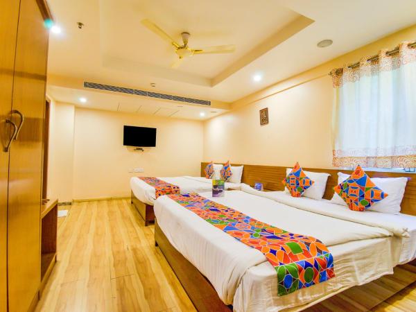 FabExpress Deccan Heritage Abids : photo 3 de la chambre [sanitised]family room