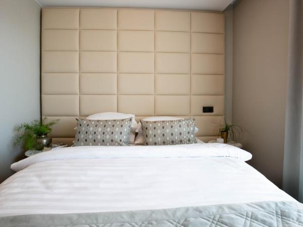 Midtown Hotel : photo 1 de la chambre petite chambre double