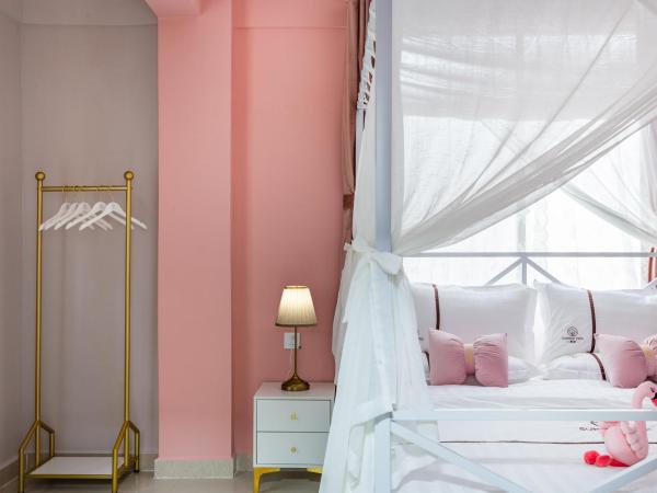 Summer Tree Inn (The Captain's Hostel) : photo 4 de la chambre chambre supérieure lit queen-size