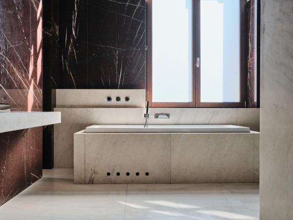 Hotel Monopol : photo 10 de la chambre suite présidentielle