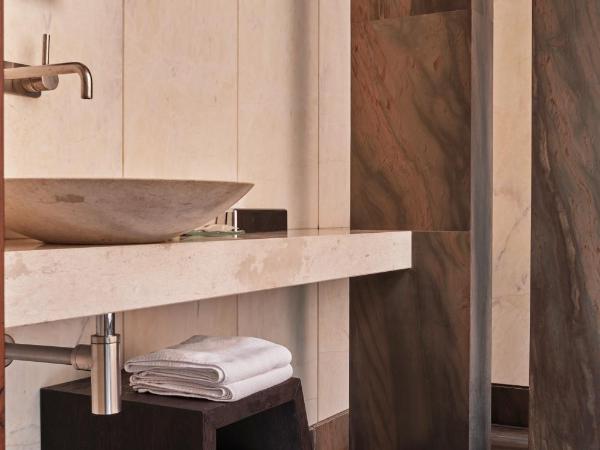 Hotel Monopol : photo 7 de la chambre suite deluxe (2 adultes)