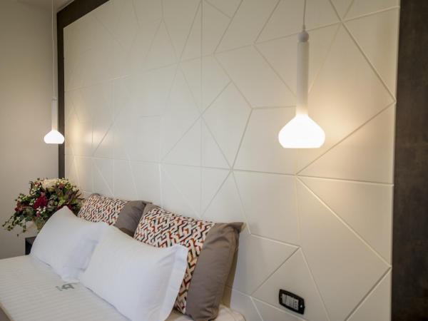 Palazzo Firenze : photo 4 de la chambre chambre double supérieure avec balcon