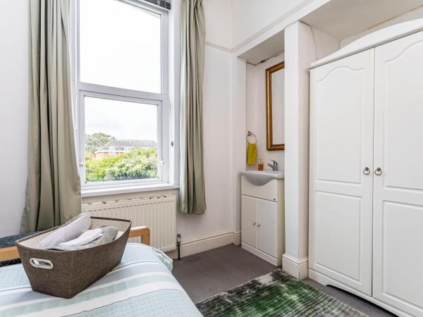 The Ravensbourne Hotel : photo 4 de la chambre chambre simple avec toilettes et douche communes