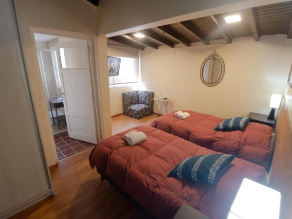 Juana Banana Bed and Breakfast : photo 5 de la chambre chambre triple confort avec douche