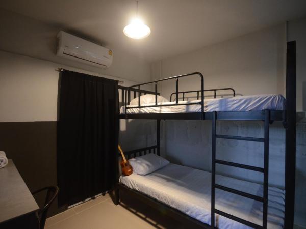 Suandok History House : photo 2 de la chambre chambre lits jumeaux standard
