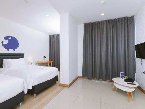 Kokotel Bangkok Sukhumvit 50 - SHA Extra Plus : photo 4 de la chambre chambre lits jumeaux