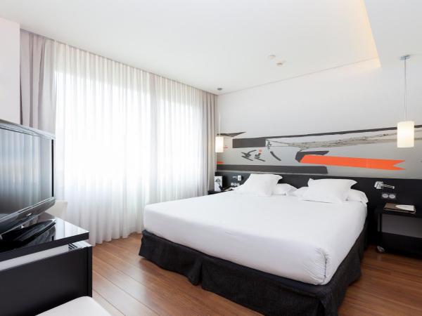 Axor Barajas : photo 6 de la chambre chambre double ou lits jumeaux avec navette aéroport gratuite