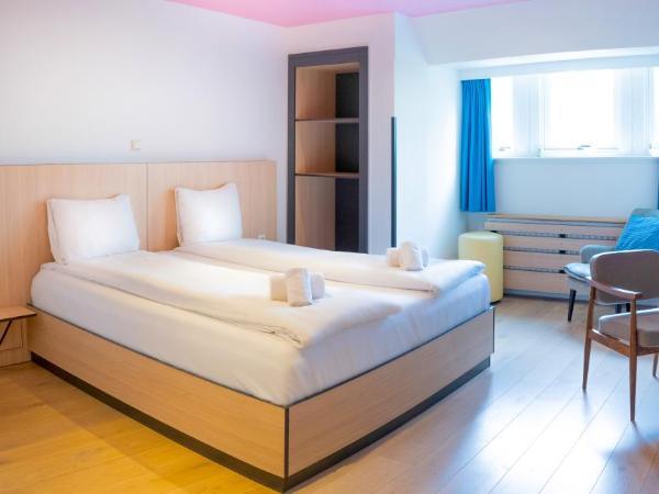 Sparks Hostel : photo 8 de la chambre dortoir double