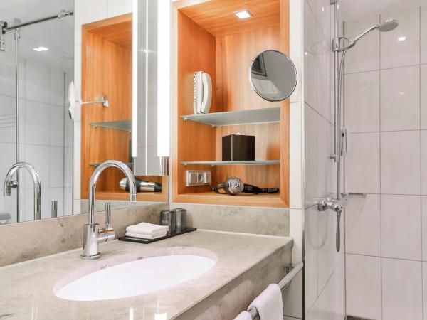 Dorint Hotel am Heumarkt Köln : photo 7 de la chambre chambre double confort