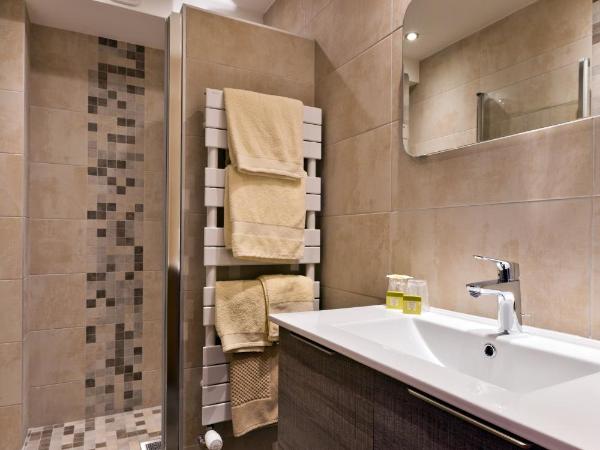 Hôtel Le Kandahar : photo 3 de la chambre chambre double