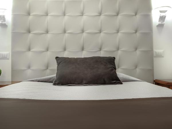 Hotel Bretagna Heritage - Alfieri Collezione : photo 4 de la chambre chambre simple