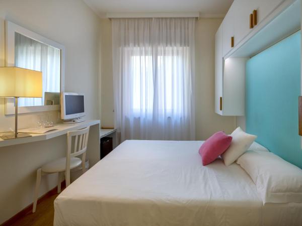 Hotel Regina : photo 2 de la chambre chambre double Économique