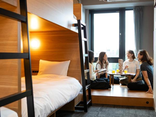 Grids Tokyo Ueno Hotel&Hostel : photo 7 de la chambre lit dans dortoir mixte de 6 lits