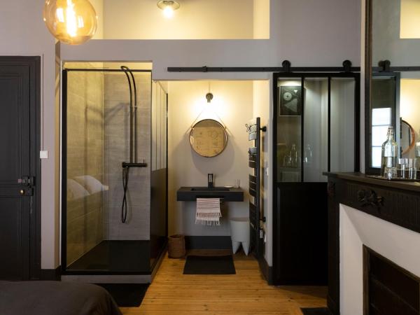 Numero22 Chambres d'hôtes : photo 4 de la chambre chambre double