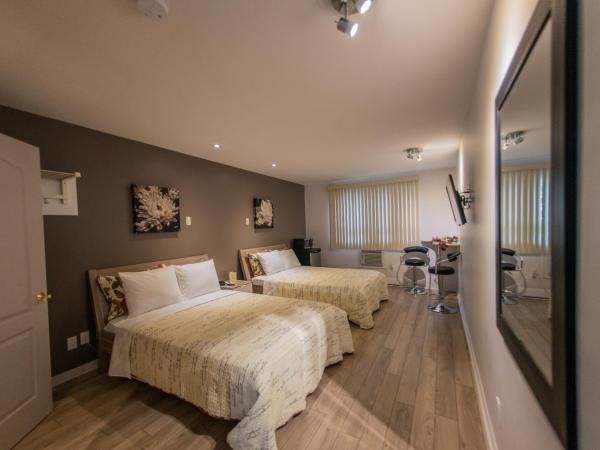 Auberge St. Jacques : photo 7 de la chambre chambre double avec 2 lits doubles