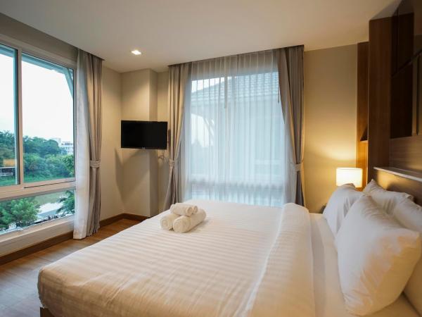 Nantra Chiangmai Riverfront Hotel : photo 3 de la chambre chambre double - vue sur fleuve