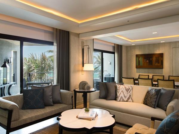 Hua Hin Marriott Resort and Spa : photo 1 de la chambre suite lit king-size ambassadeur - vue sur océan