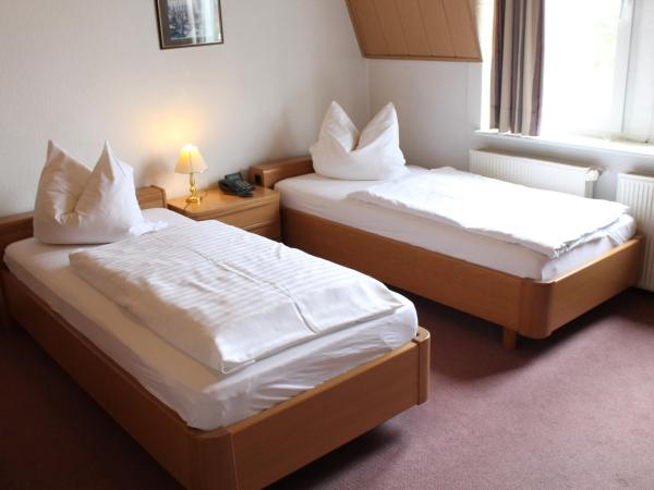 Adler Hotel Dresden : photo 3 de la chambre chambre lits jumeaux