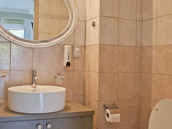 Hotel Christina : photo 10 de la chambre studio - vue sur piscine