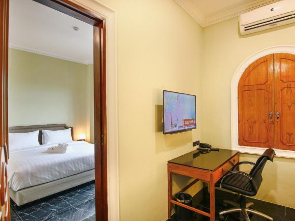 A Villa Hua Hin Hotel : photo 2 de la chambre 2 chambres doubles communicantes