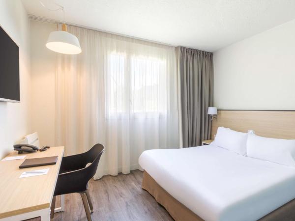 Best Western Armor Park Dinan : photo 2 de la chambre chambre lit queen-size confort - non-fumeurs