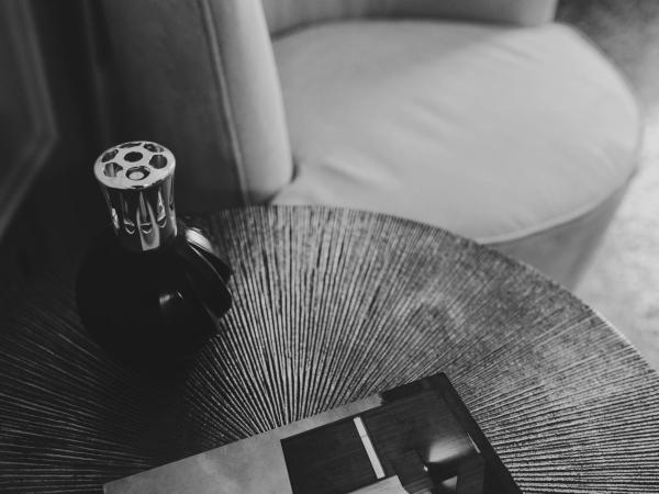 Gregorini Bingham Art Luxury Suites : photo 4 de la chambre suite lit king-size