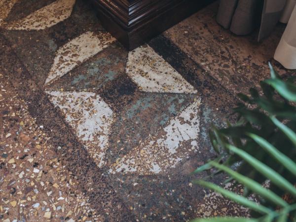 Gregorini Bingham Art Luxury Suites : photo 7 de la chambre suite supérieure lit king-size