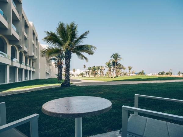 Iberostar Selection Kuriat Palace : photo 2 de la chambre hébergement double supérieur - vue sur jardin