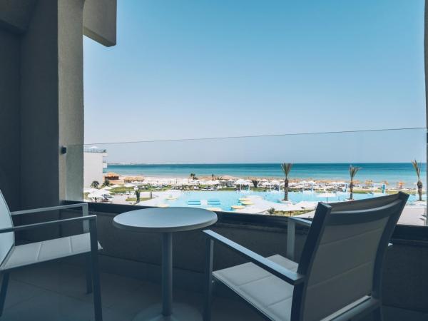 Iberostar Selection Kuriat Palace : photo 4 de la chambre chambre double - vue sur mer