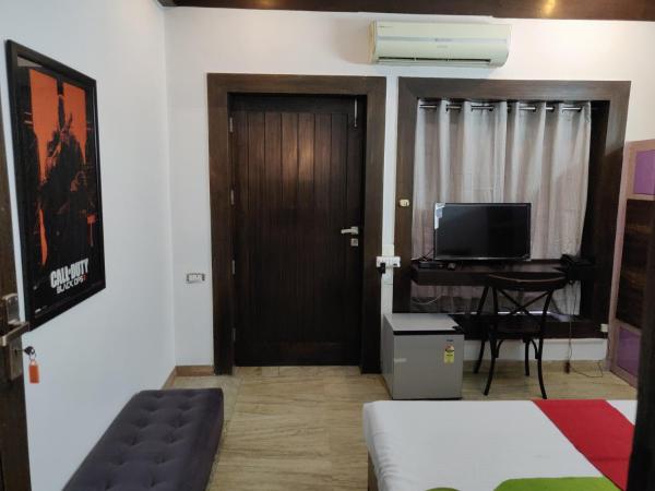 Aakritii Hotels : photo 5 de la chambre chambre lit king-size standard