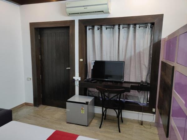 Aakritii Hotels : photo 4 de la chambre chambre lit king-size standard