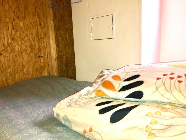 Cloud Sharing Hotel Hakata 1 : photo 6 de la chambre petite chambre lits jumeaux