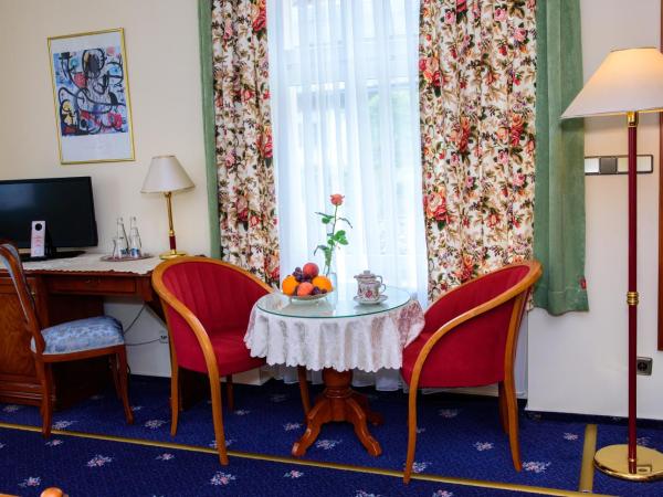 Hotel Rezydencja : photo 5 de la chambre chambre double deluxe