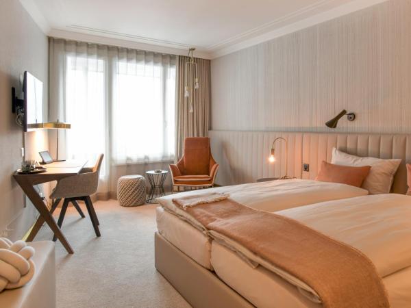 Kongress Hotel Davos : photo 1 de la chambre chambre double - vue sur jardin