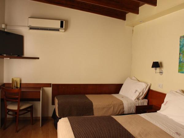 Hotel Viena : photo 1 de la chambre chambre triple