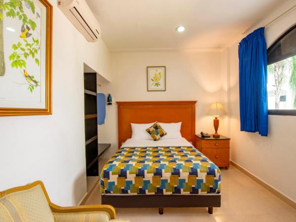 Hotel Embajadores : photo 5 de la chambre chambre double