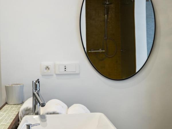 Suite Azur Hotel : photo 6 de la chambre suite deluxe avec lit king-size