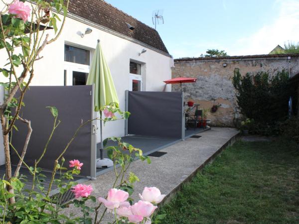 Les Bains Douches : photo 8 de la chambre studio avec vue sur jardin