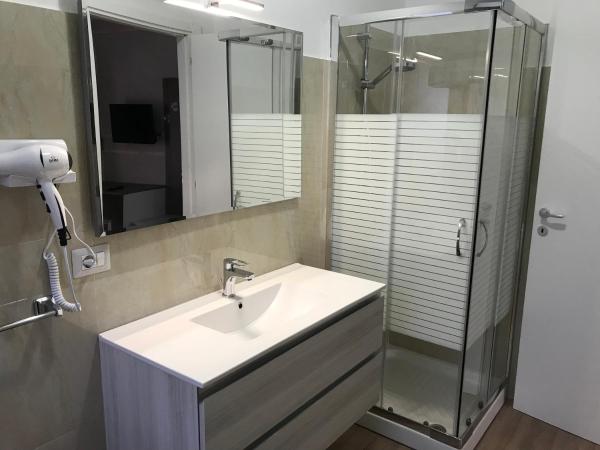 Borgo Palombaio : photo 2 de la chambre chambre lit king-size avec balcon