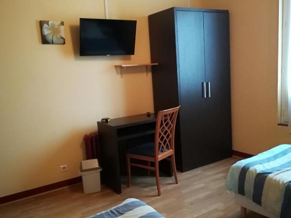 Hôtel de la Poste : photo 7 de la chambre chambre lits jumeaux